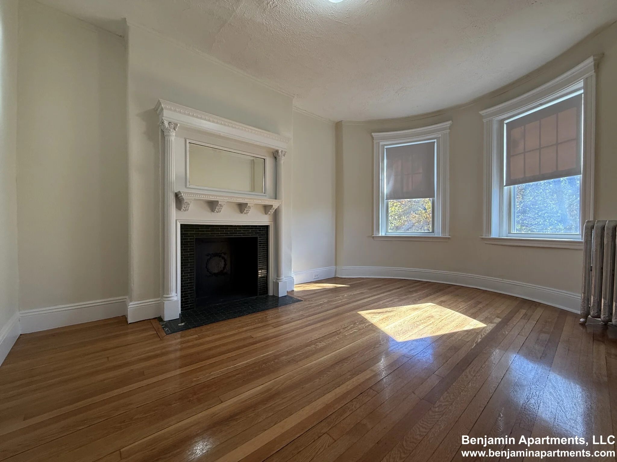 2 bed, 1 bath apartment for rent at 1788 Beacon St Unit 6D, Brookline — photo 2 of 15