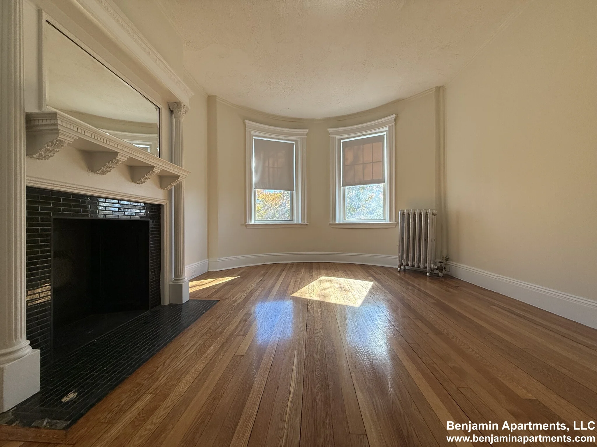 2 bed, 1 bath apartment for rent at 1788 Beacon St Unit 6D, Brookline — photo 3 of 15
