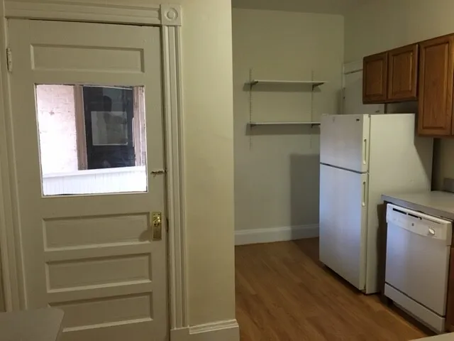 2 bed, 1 bath apartment for rent at 1788 Beacon St Unit 7, Brookline — photo 6 of 20