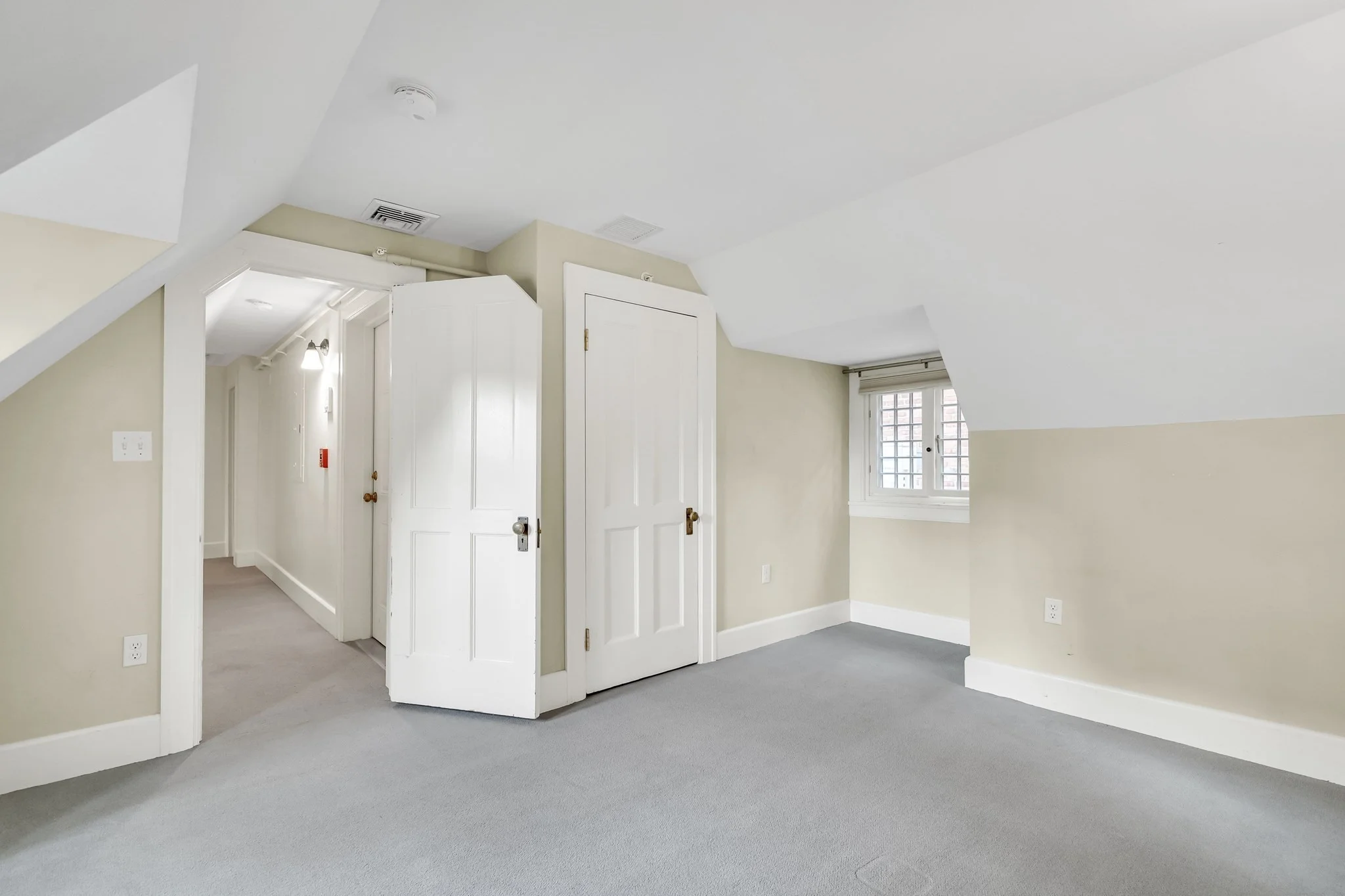 2 bed, 1 bath apartment for rent at 1789 Beacon Unit 3, Brookline — photo 19 of 24