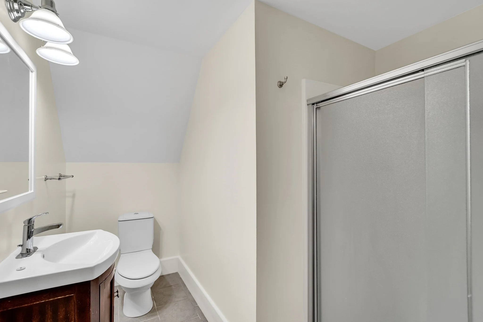 2 bed, 1 bath apartment for rent at 1789 Beacon Unit 3, Brookline — photo 17 of 24