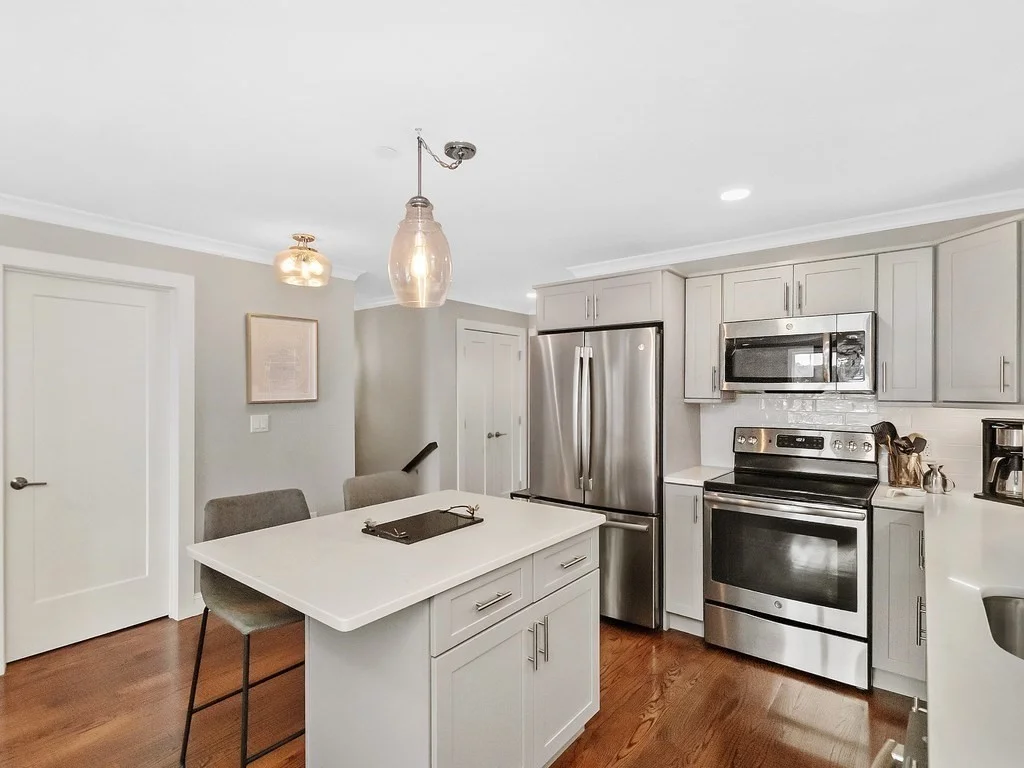 2 bed, 2 bath apartment for rent at 1789 Centre St Unit 405, West Roxbury — photo 4 of 26