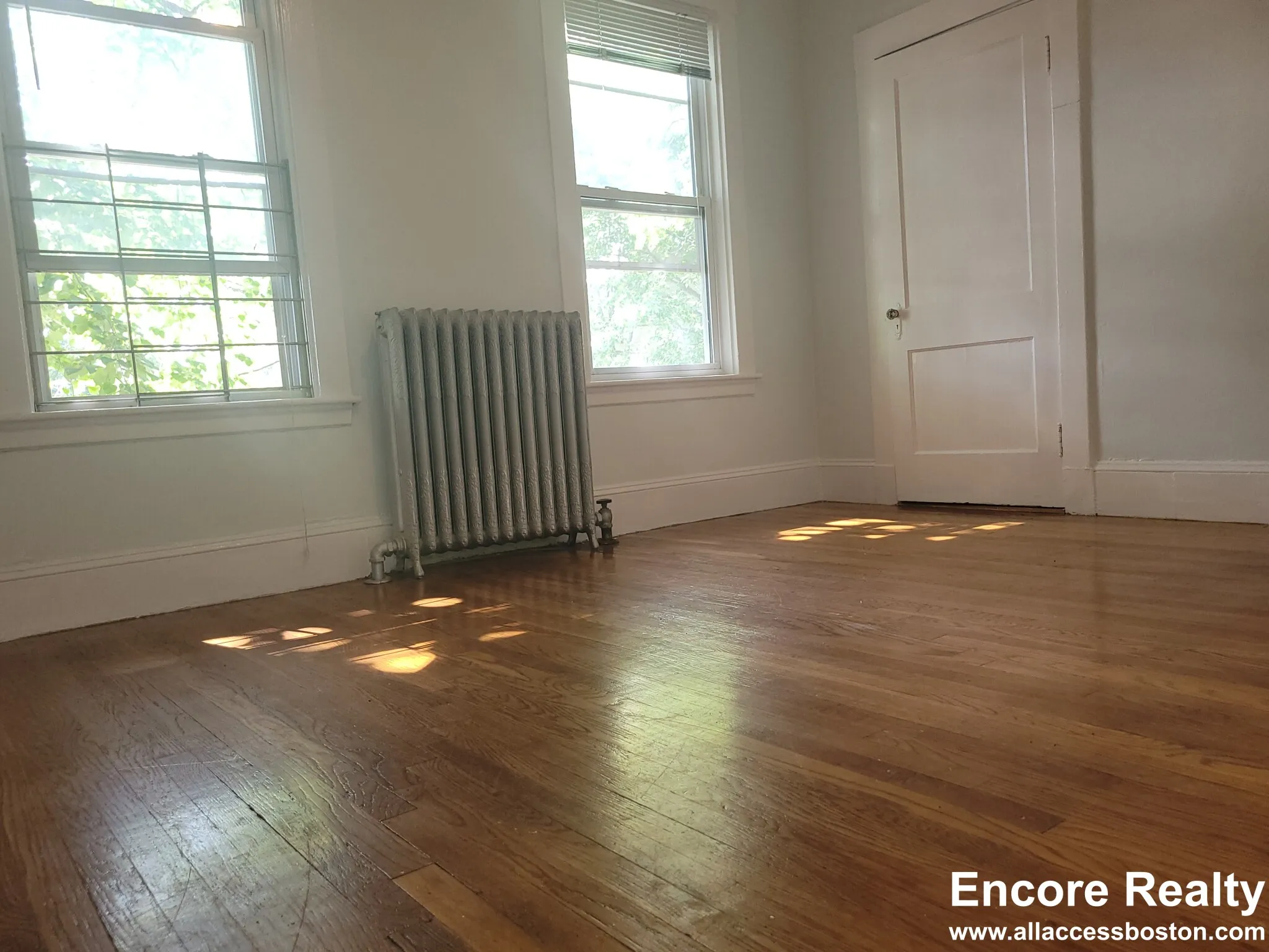 3 bed, 2 bath apartment for rent at 1789 Commonwealth Ave Unit 3, Brighton — photo 9 of 24