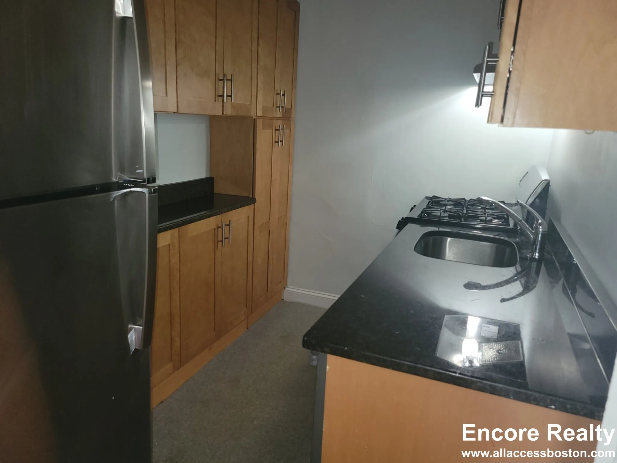 3 bed, 2 bath apartment for rent at 1789 Commonwealth Ave Unit 3, Brighton — photo 3 of 24