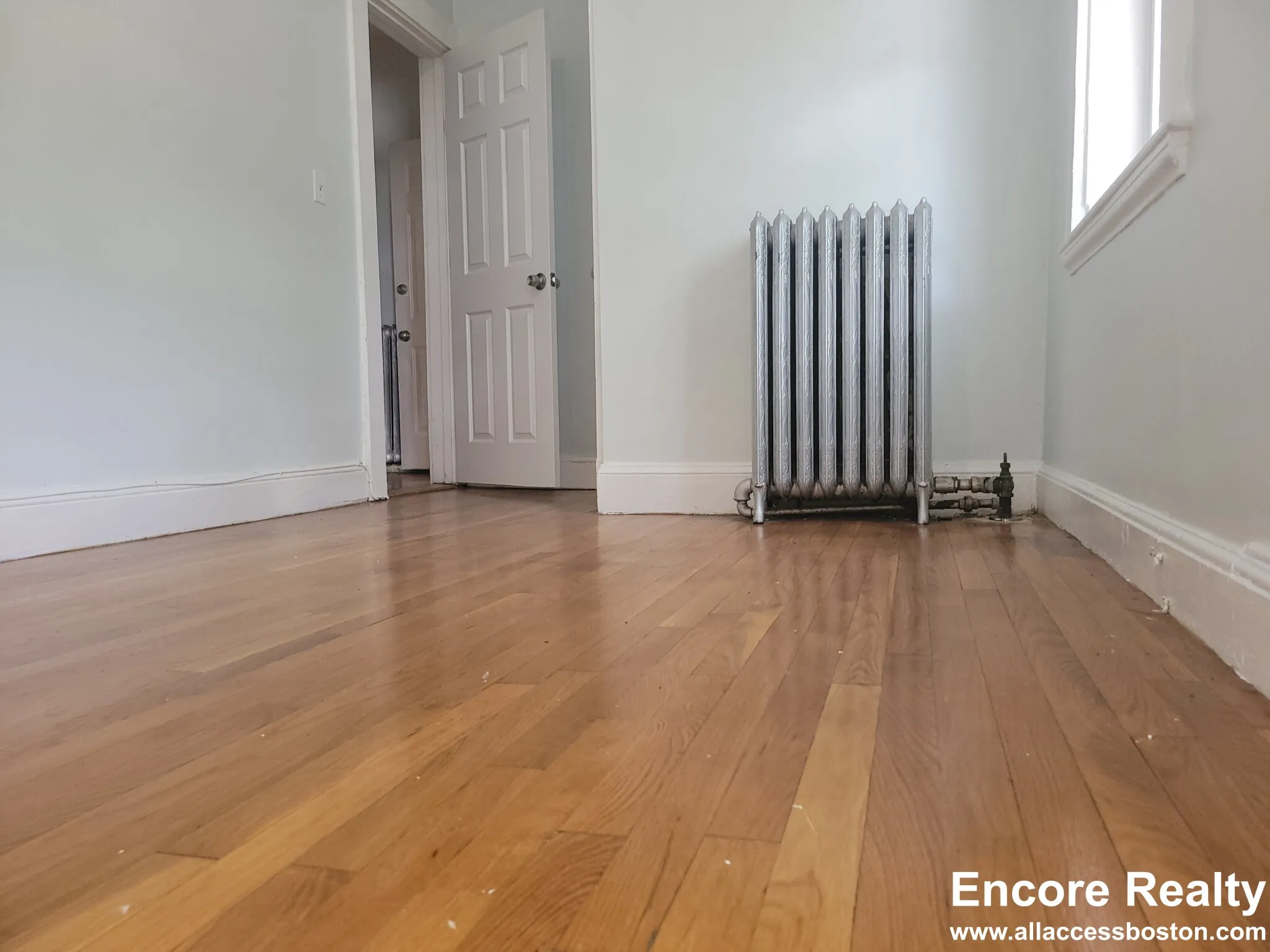3 bed, 2 bath apartment for rent at 1789 Commonwealth Ave Unit 3, Brighton — photo 12 of 24