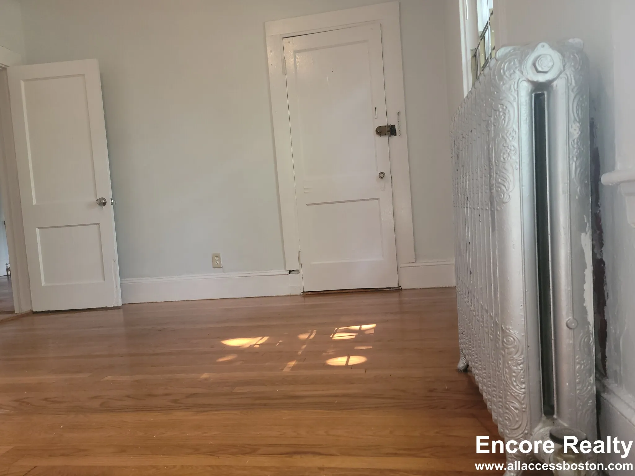 3 bed, 2 bath apartment for rent at 1789 Commonwealth Ave Unit 3, Brighton — photo 8 of 24