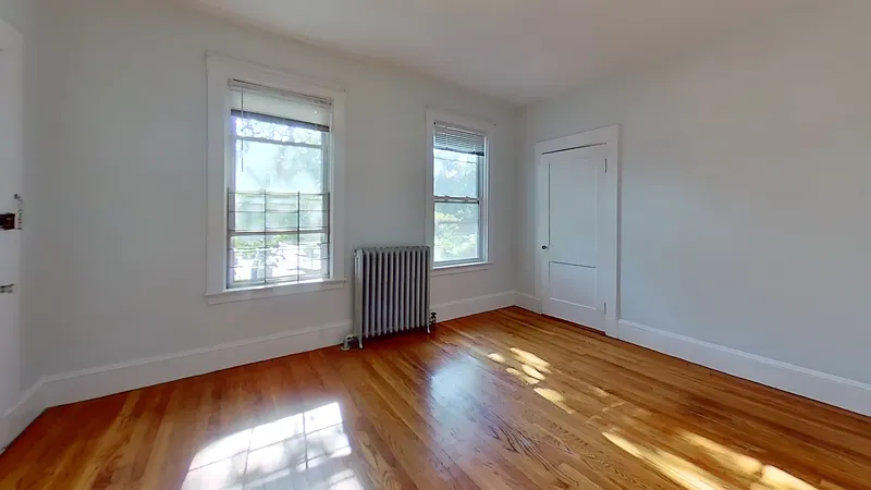 3 bed, 2 bath apartment for rent at 1789 Commonwealth Ave Unit 3, Brighton — photo 1 of 24