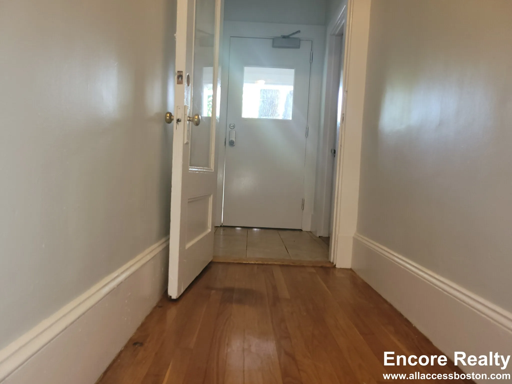 3 bed, 2 bath apartment for rent at 1789 Commonwealth Ave Unit 3, Brighton — photo 10 of 24