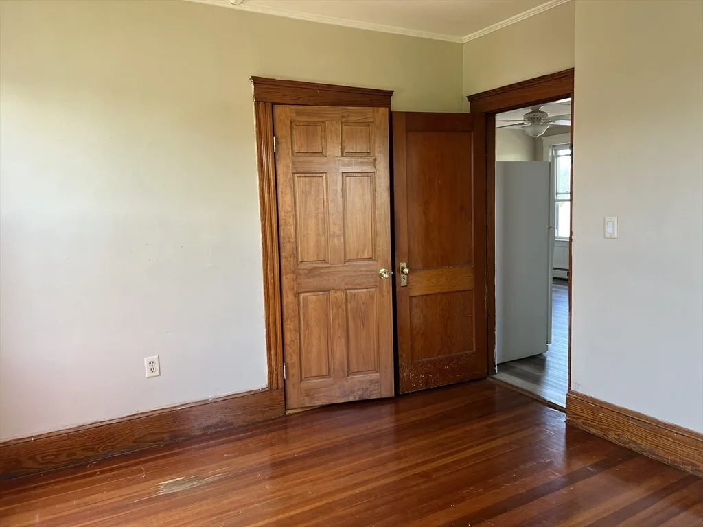 3 bed, 1 bath apartment for rent at 179-181 Grove St Unit 3, Zip 01832 — photo 15 of 16