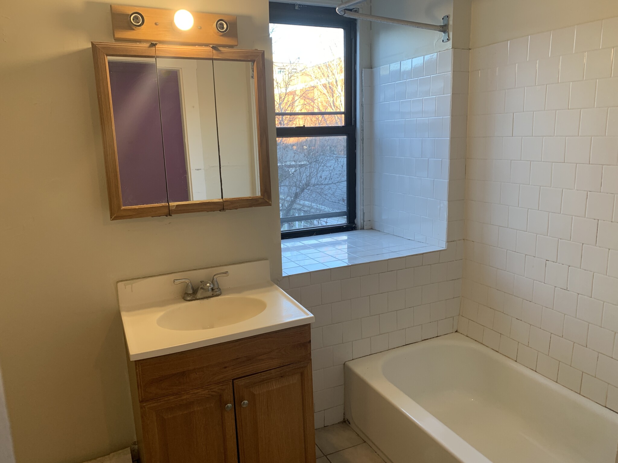 3 bed, 1 bath apartment for rent at 179.5 Harvard St Unit 3, Mid Cambridge — photo 5 of 11