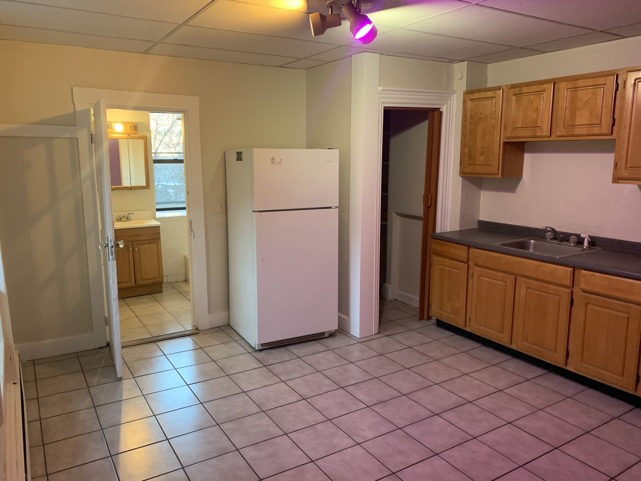 3 bed, 1 bath apartment for rent at 179.5 Harvard St Unit 3, Mid Cambridge — photo 2 of 11