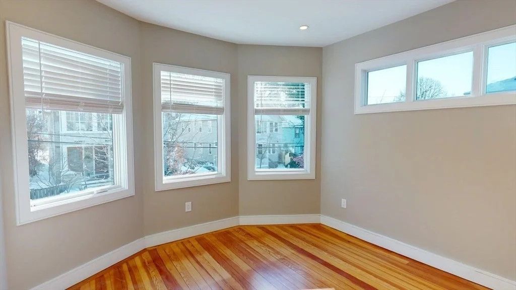 4 bed, 3 bath apartment for rent at 179 Appleton St Unit 2, West Cambridge — photo 9 of 23