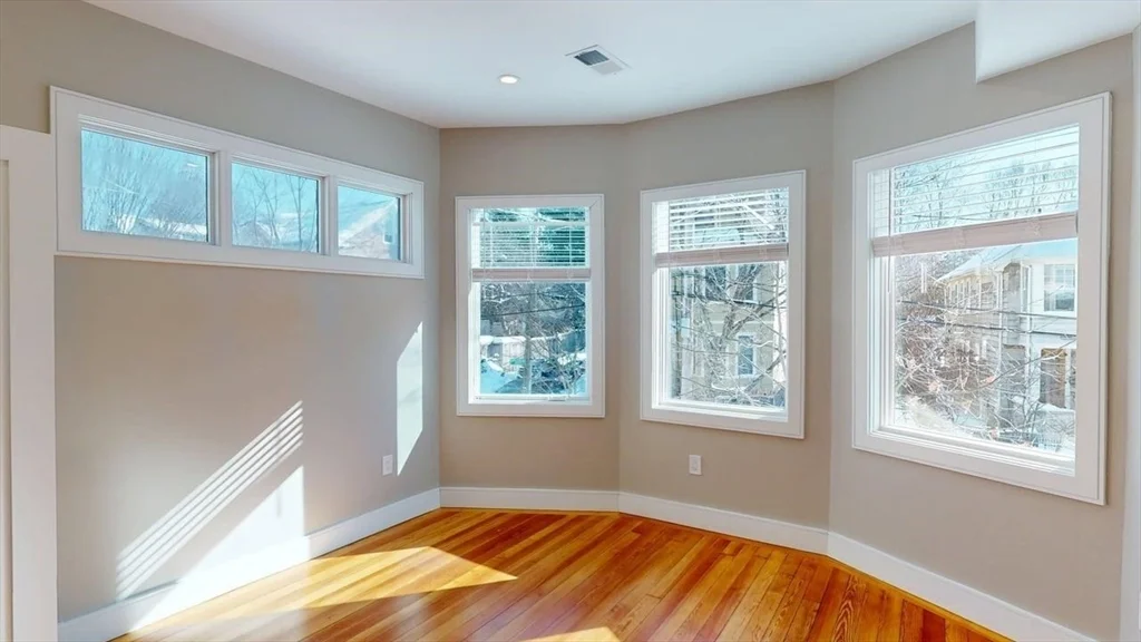 4 bed, 3 bath apartment for rent at 179 Appleton St Unit 2, West Cambridge — photo 13 of 23