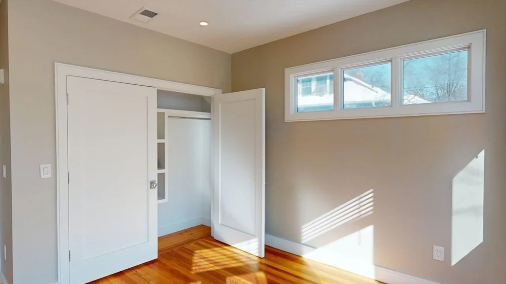 4 bed, 3 bath apartment for rent at 179 Appleton St Unit 2, West Cambridge — photo 15 of 23