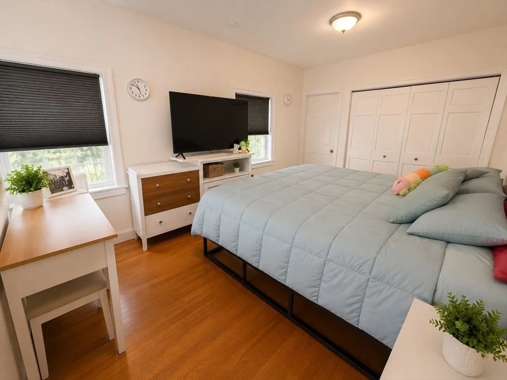 3 bed, 2 bath apartment for rent at 179 Belmont St Unit 1, Belmont — photo 15 of 20