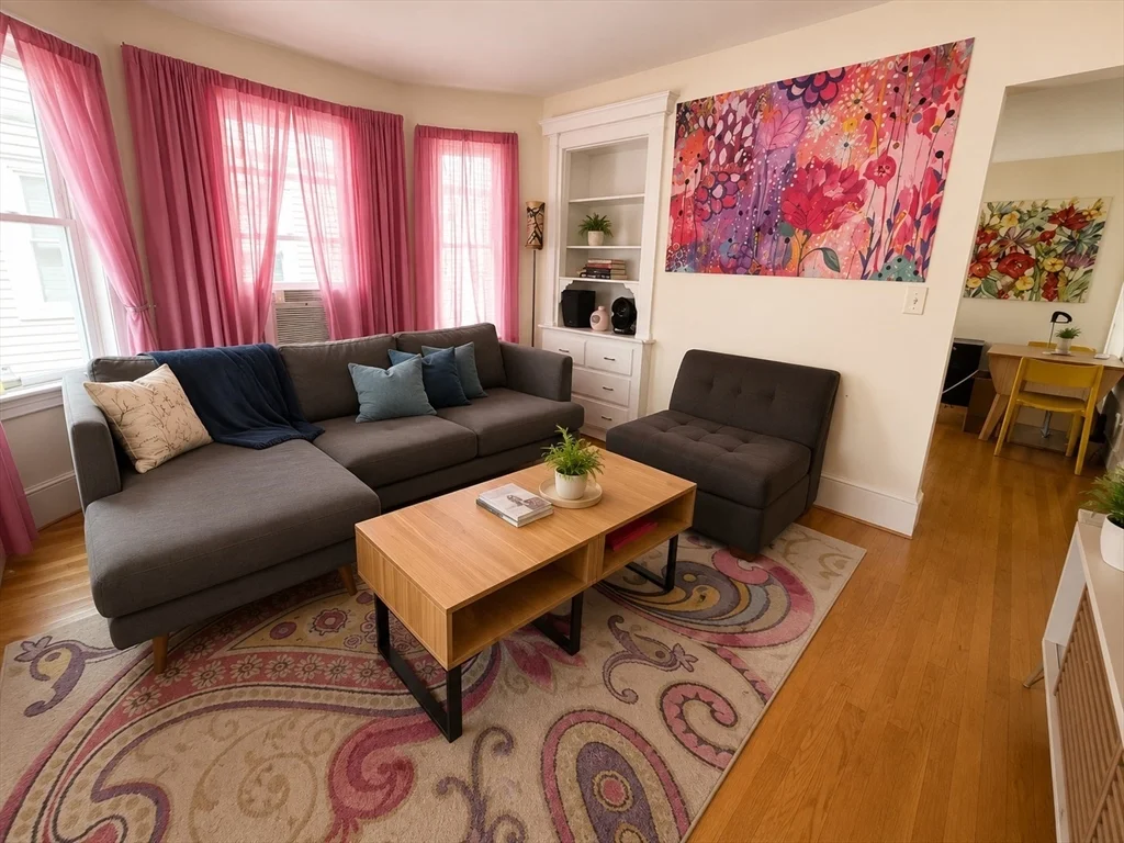 3 bed, 2 bath apartment for rent at 179 Belmont St Unit 1, Belmont — photo 4 of 20
