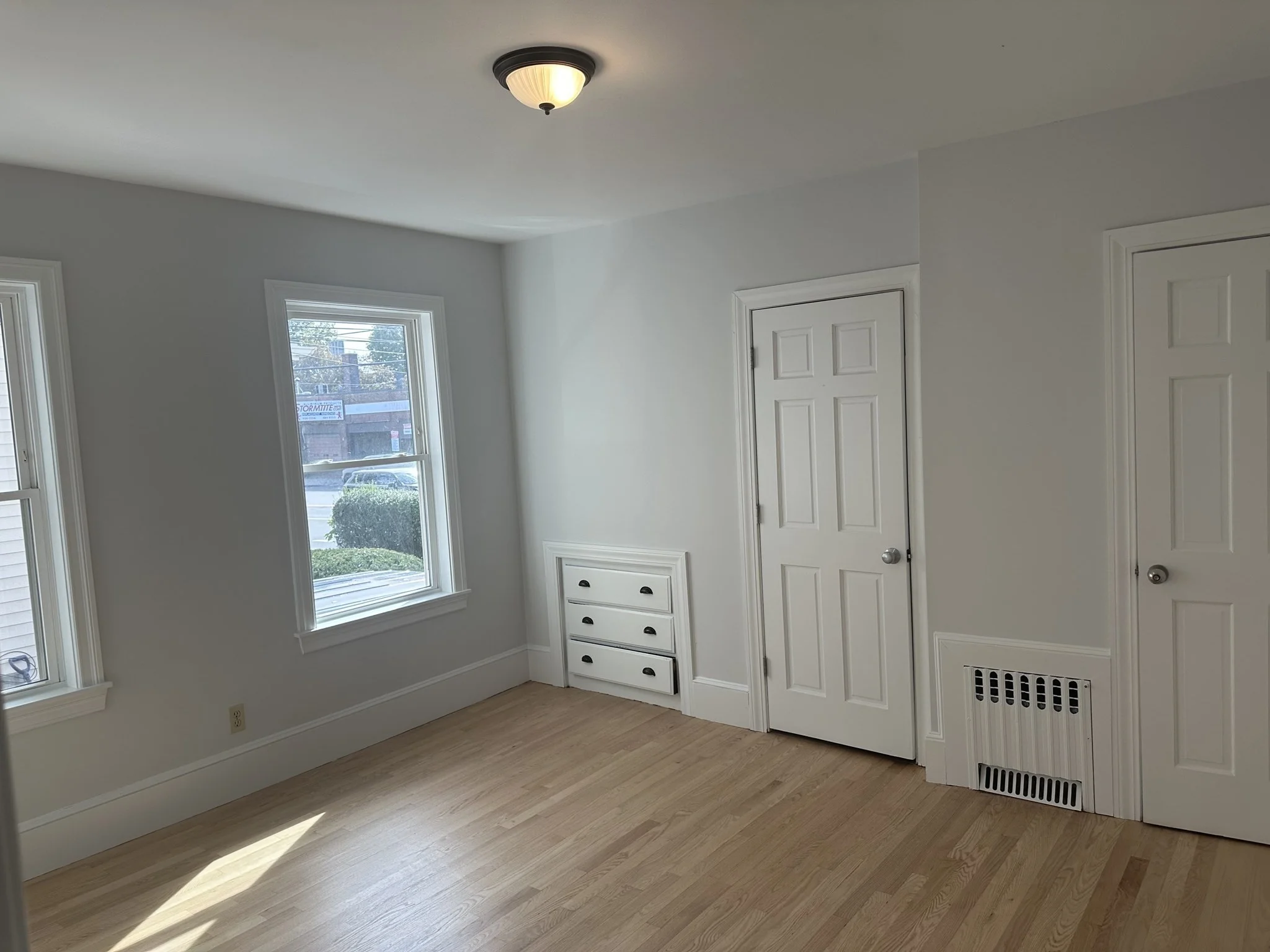 3 bed, 2 bath apartment for rent at 179 Belmont Unit 1, Belmont — photo 5 of 12