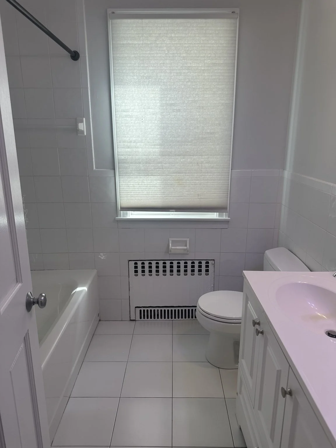 3 bed, 2 bath apartment for rent at 179 Belmont Unit 1, Belmont — photo 7 of 12