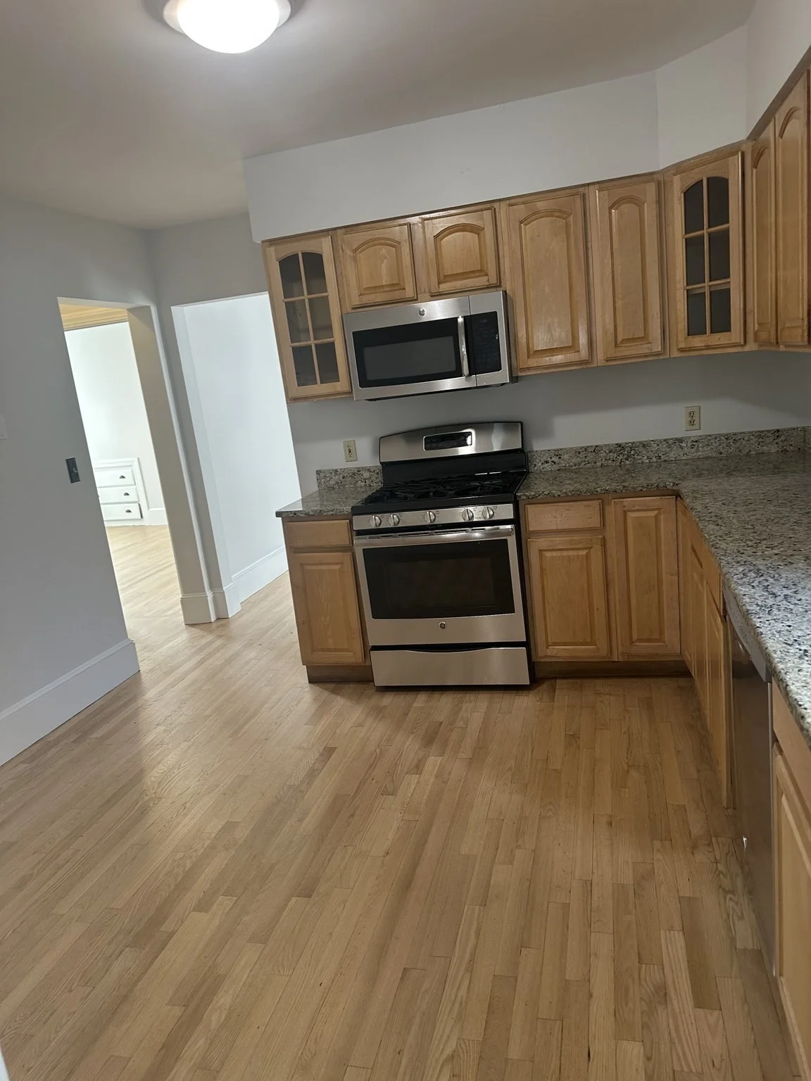 3 bed, 2 bath apartment for rent at 179 Belmont Unit 1, Belmont — photo 9 of 12