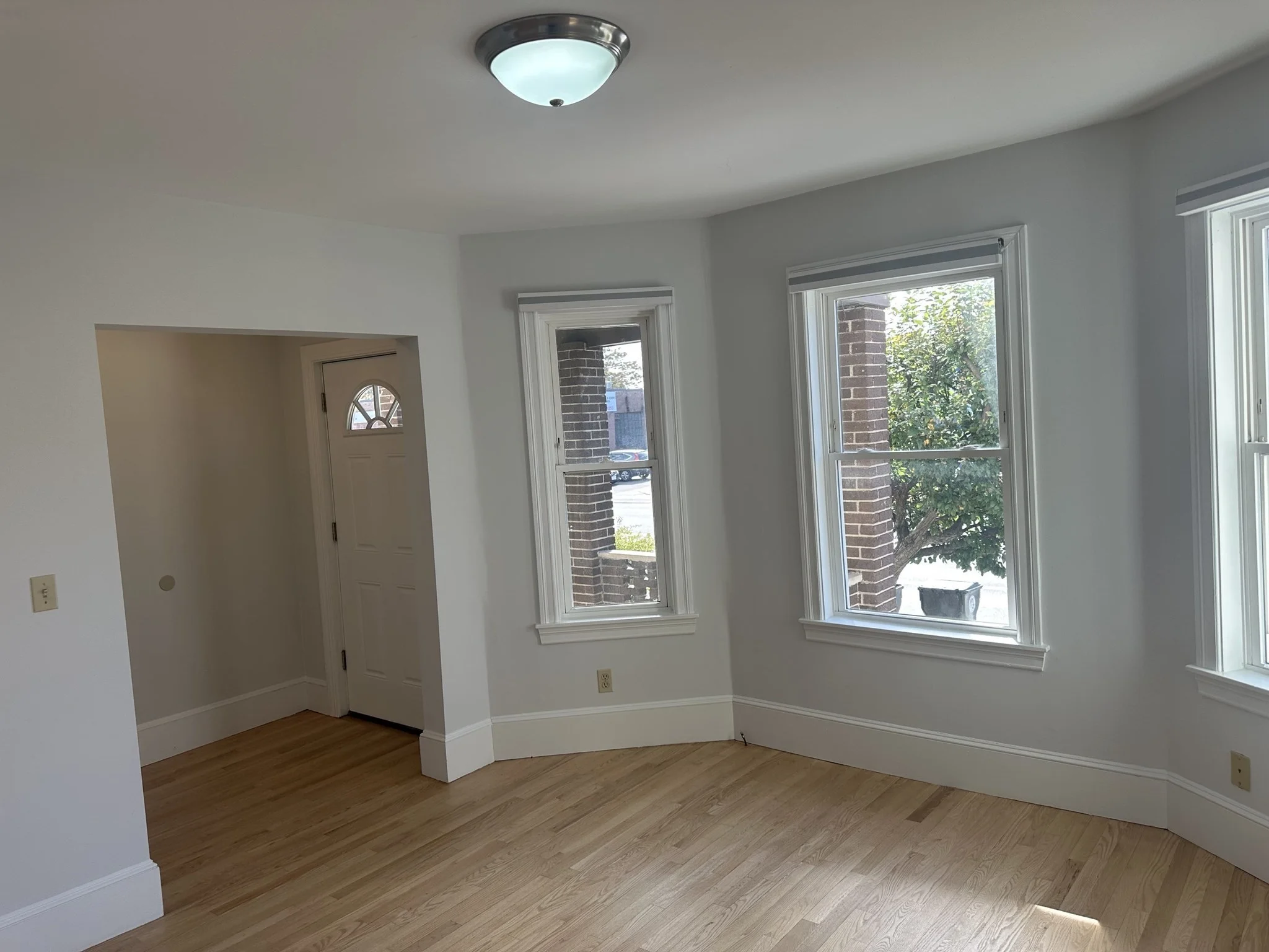 3 bed, 2 bath apartment for rent at 179 Belmont Unit 1, Belmont — photo 3 of 12