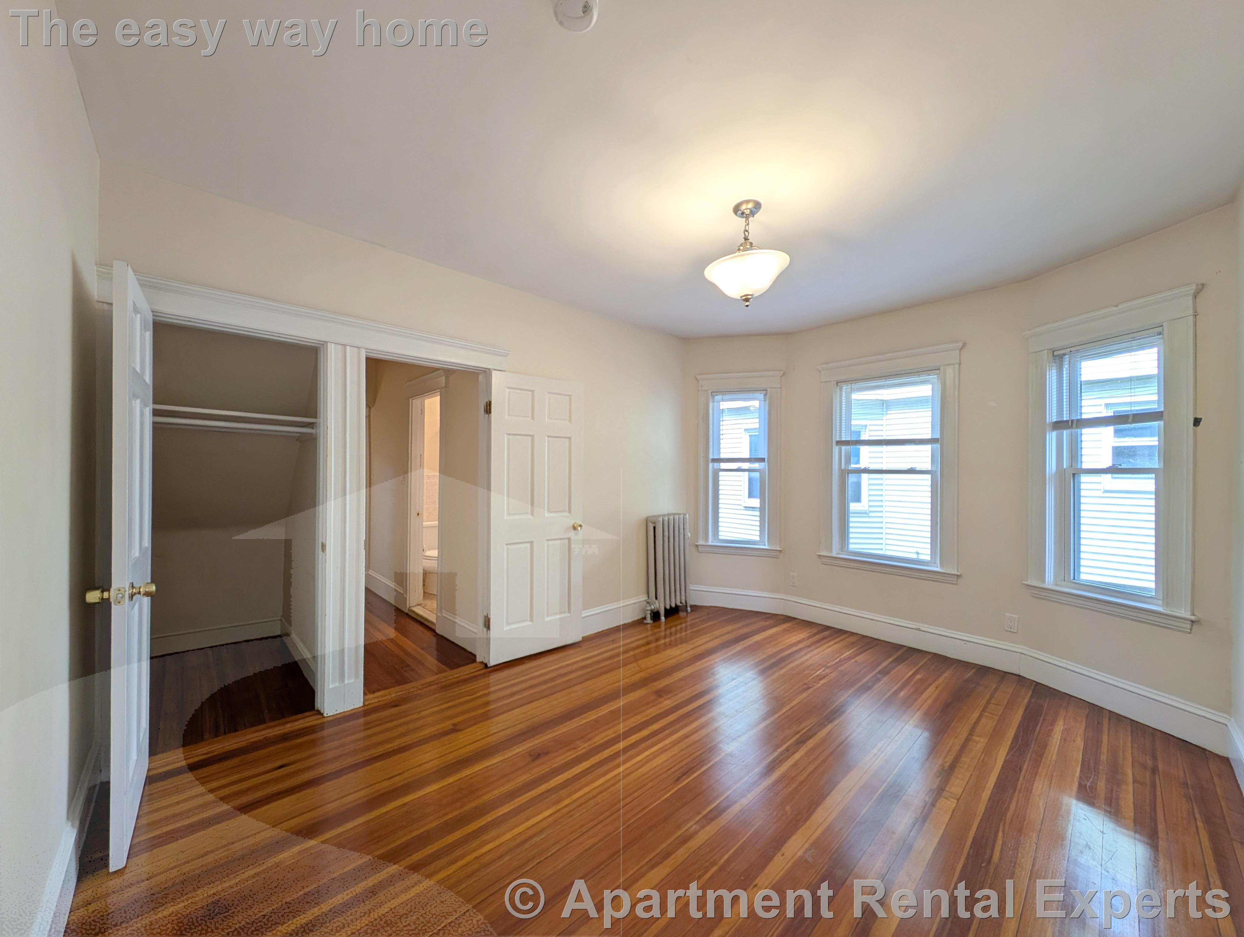 4 bed, 2 bath apartment for rent at 179 College Ave Unit 1, Davis Square — photo 16 of 24