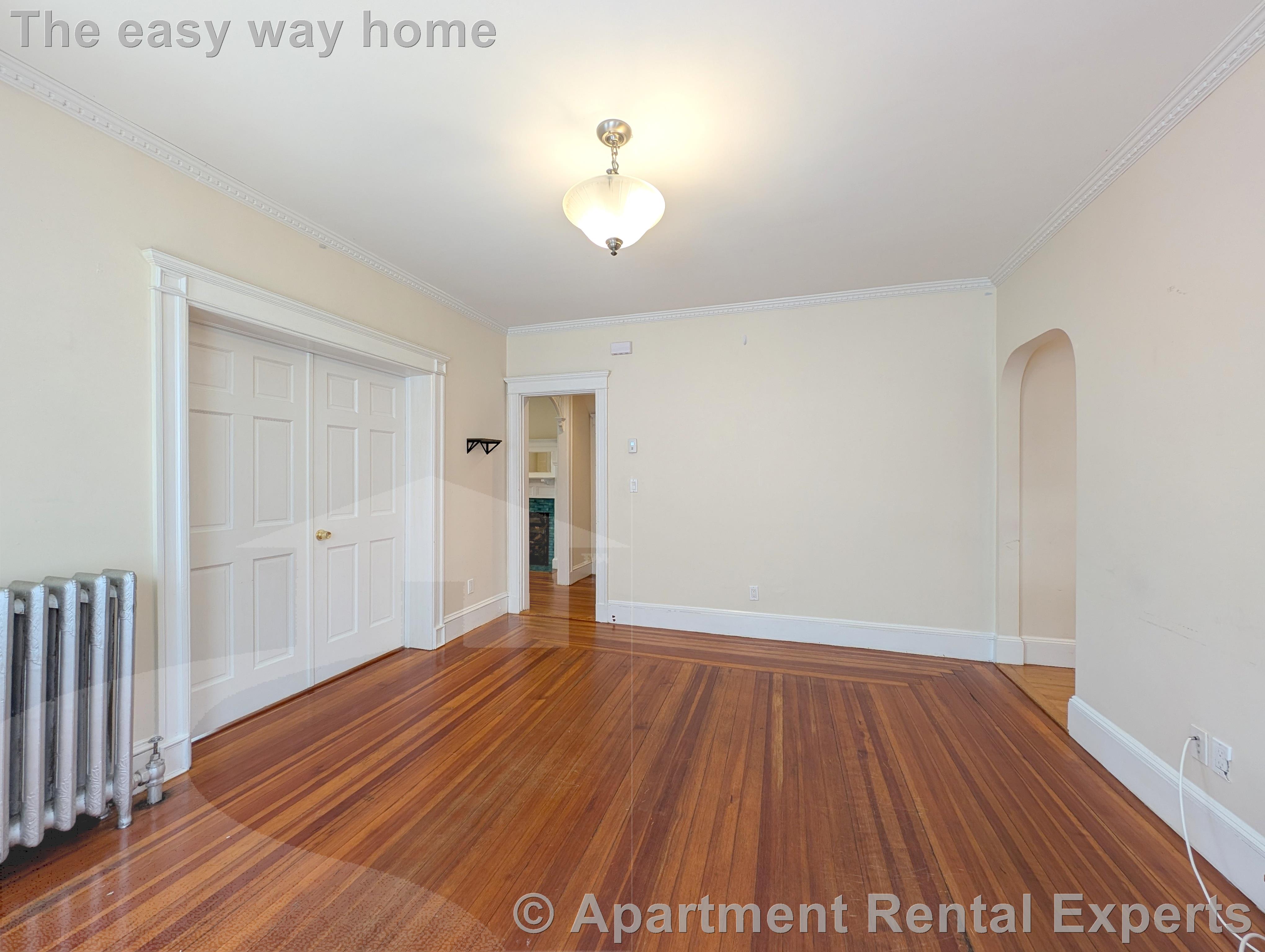 4 bed, 2 bath apartment for rent at 179 College Ave Unit 1, Davis Square — photo 5 of 24
