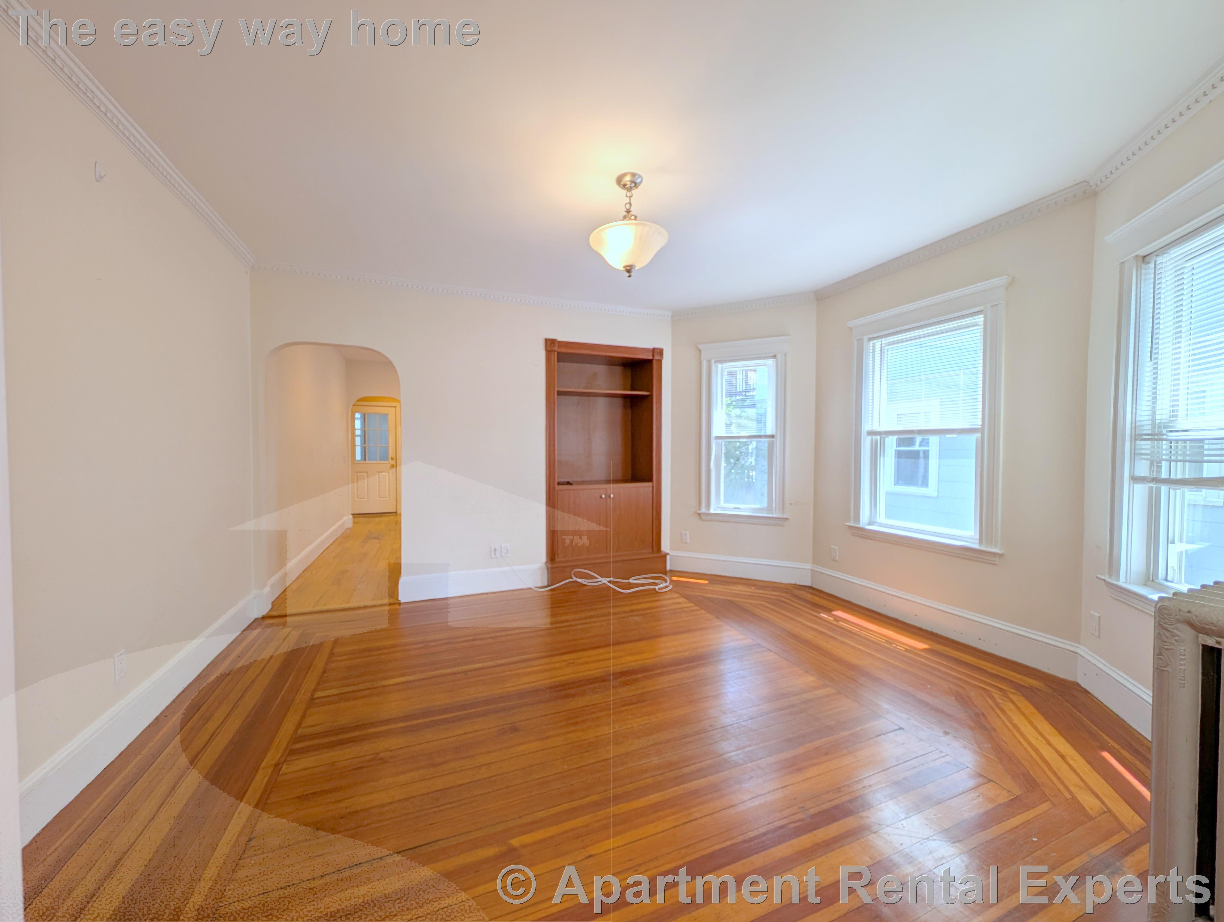 4 bed, 2 bath apartment for rent at 179 College Ave Unit 1, Davis Square — photo 6 of 24