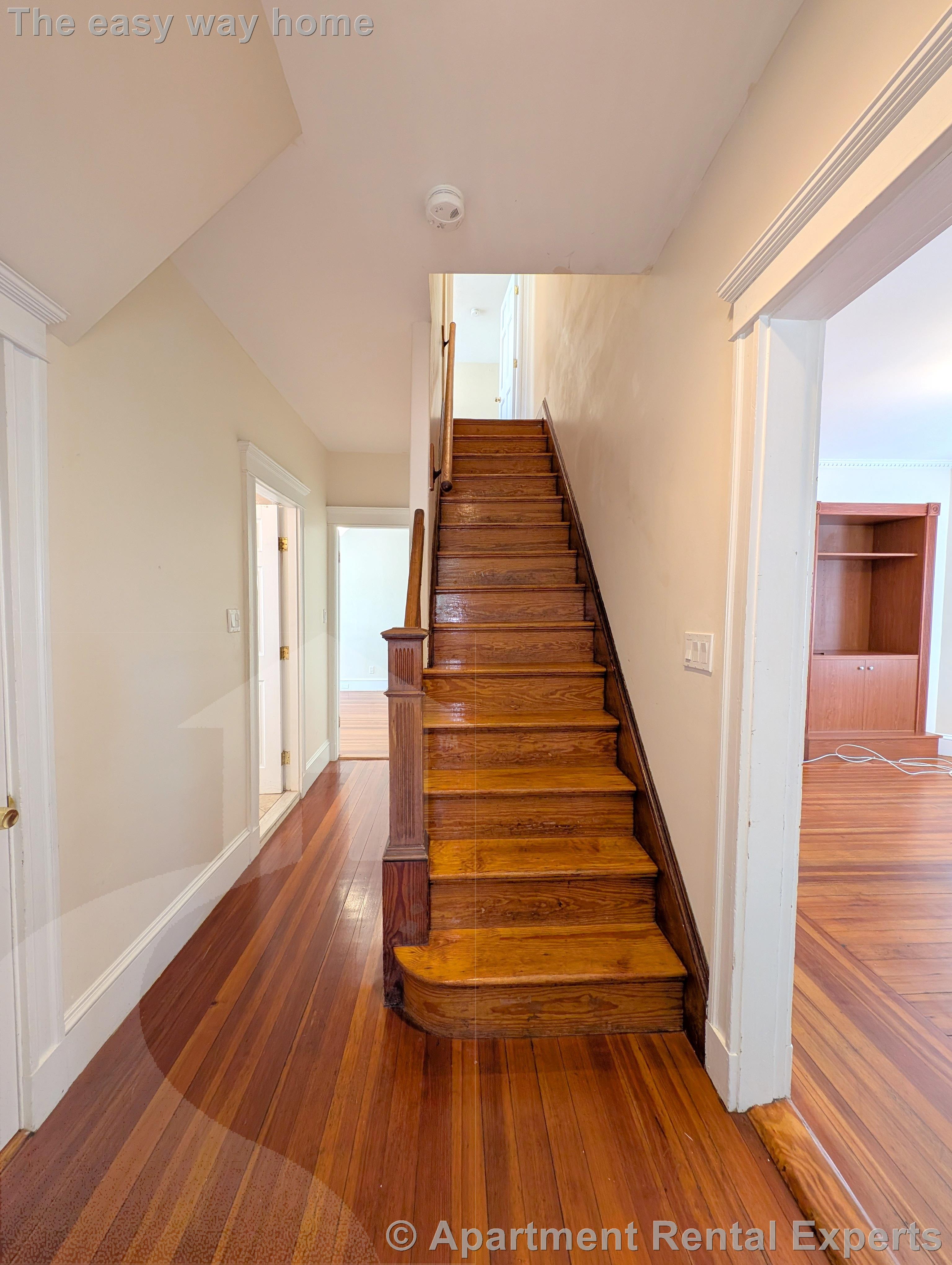 4 bed, 2 bath apartment for rent at 179 College Ave Unit 1, Davis Square — photo 17 of 24
