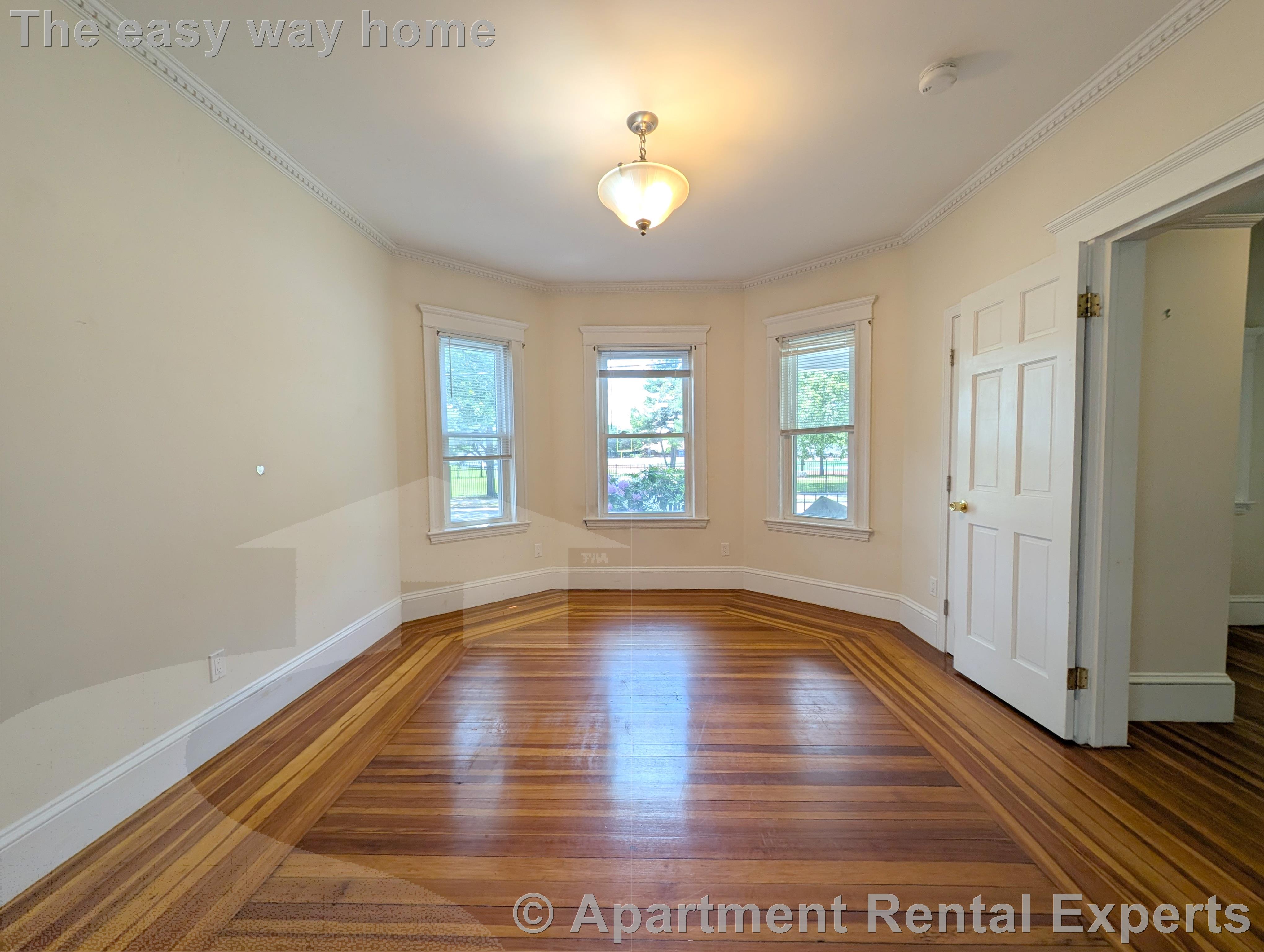 4 bed, 2 bath apartment for rent at 179 College Ave Unit 1, Davis Square — photo 9 of 24