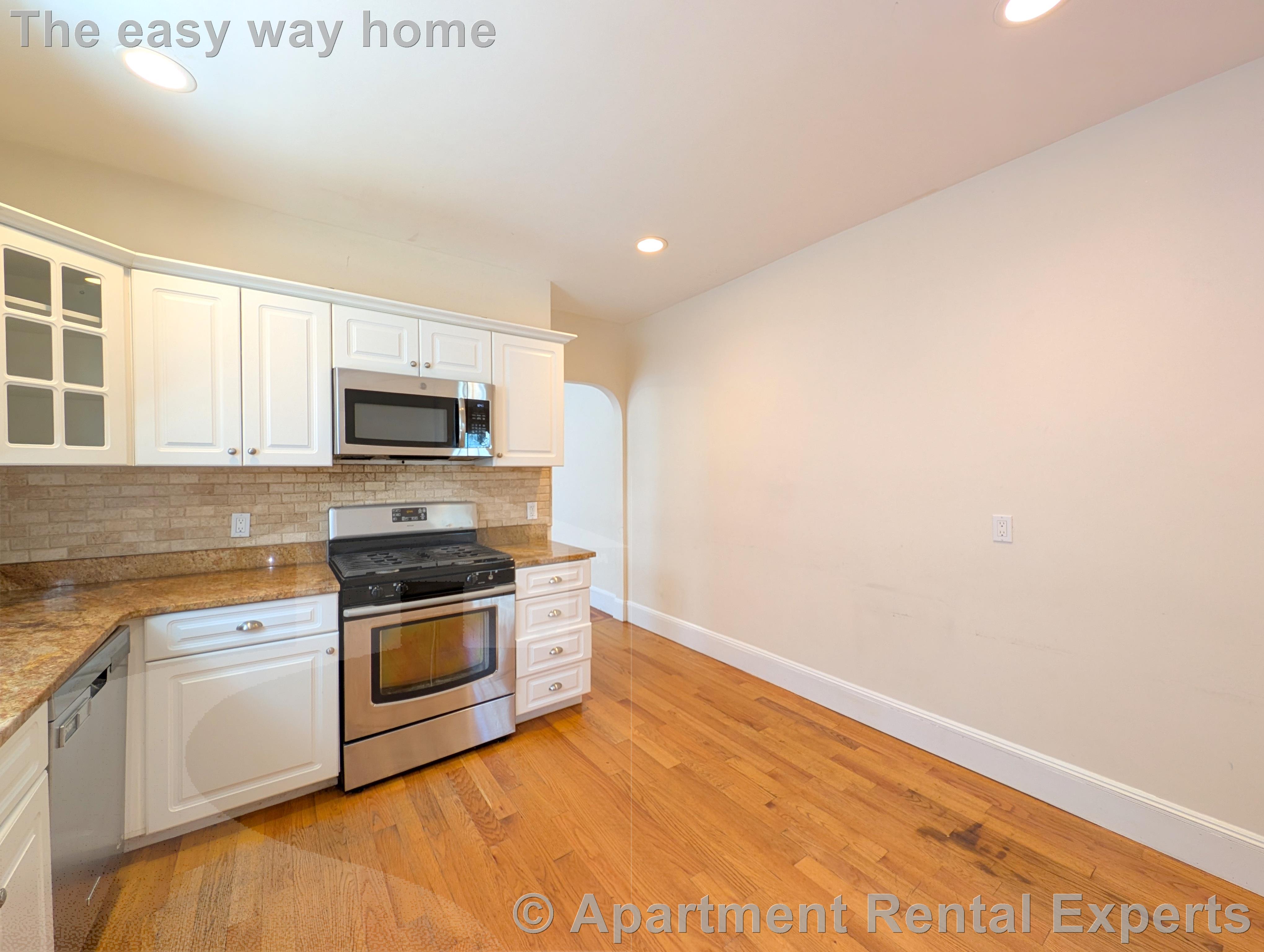 4 bed, 2 bath apartment for rent at 179 College Ave Unit 1, Davis Square — photo 3 of 24