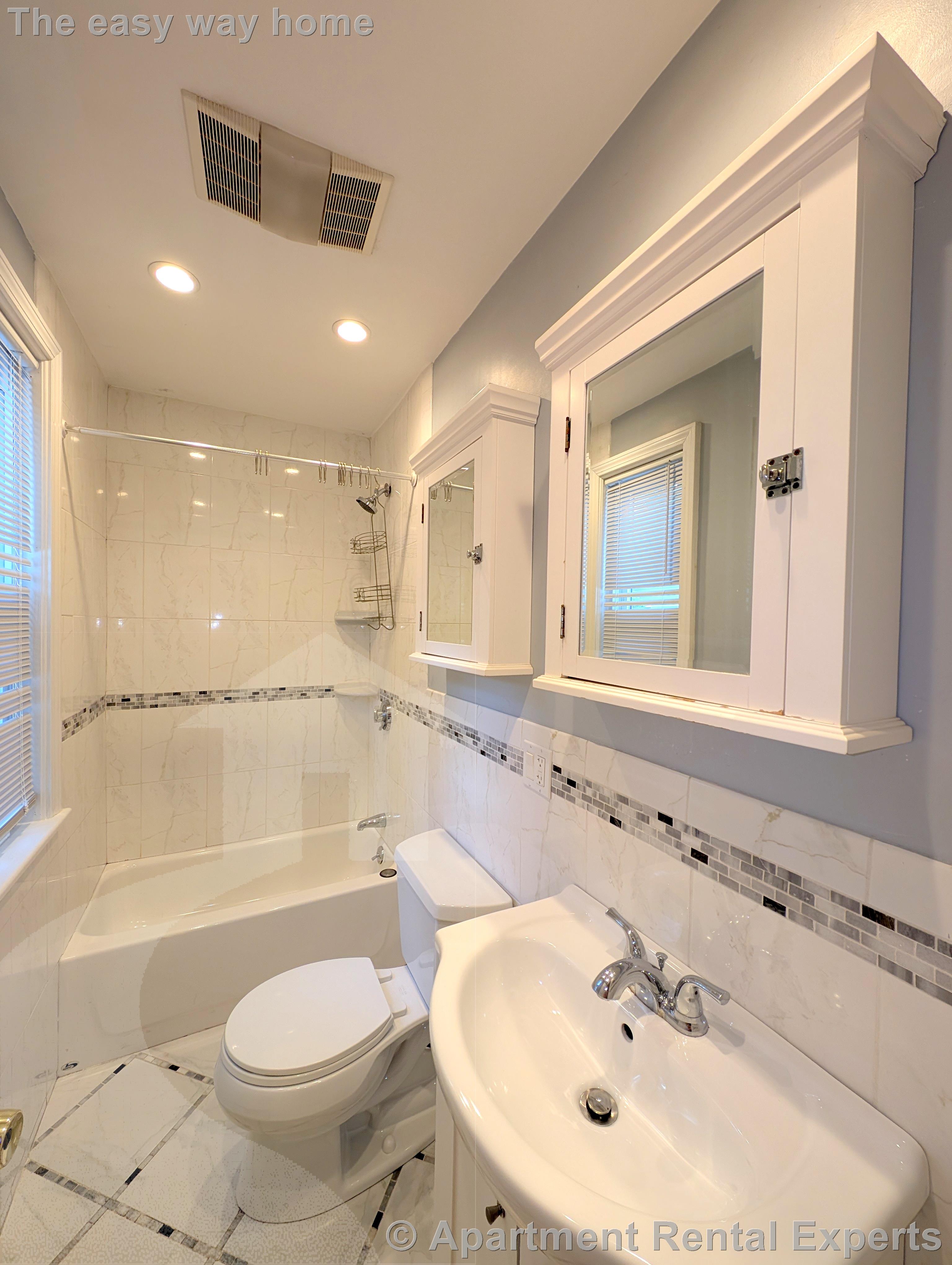 4 bed, 2 bath apartment for rent at 179 College Ave Unit 1, Davis Square — photo 12 of 24