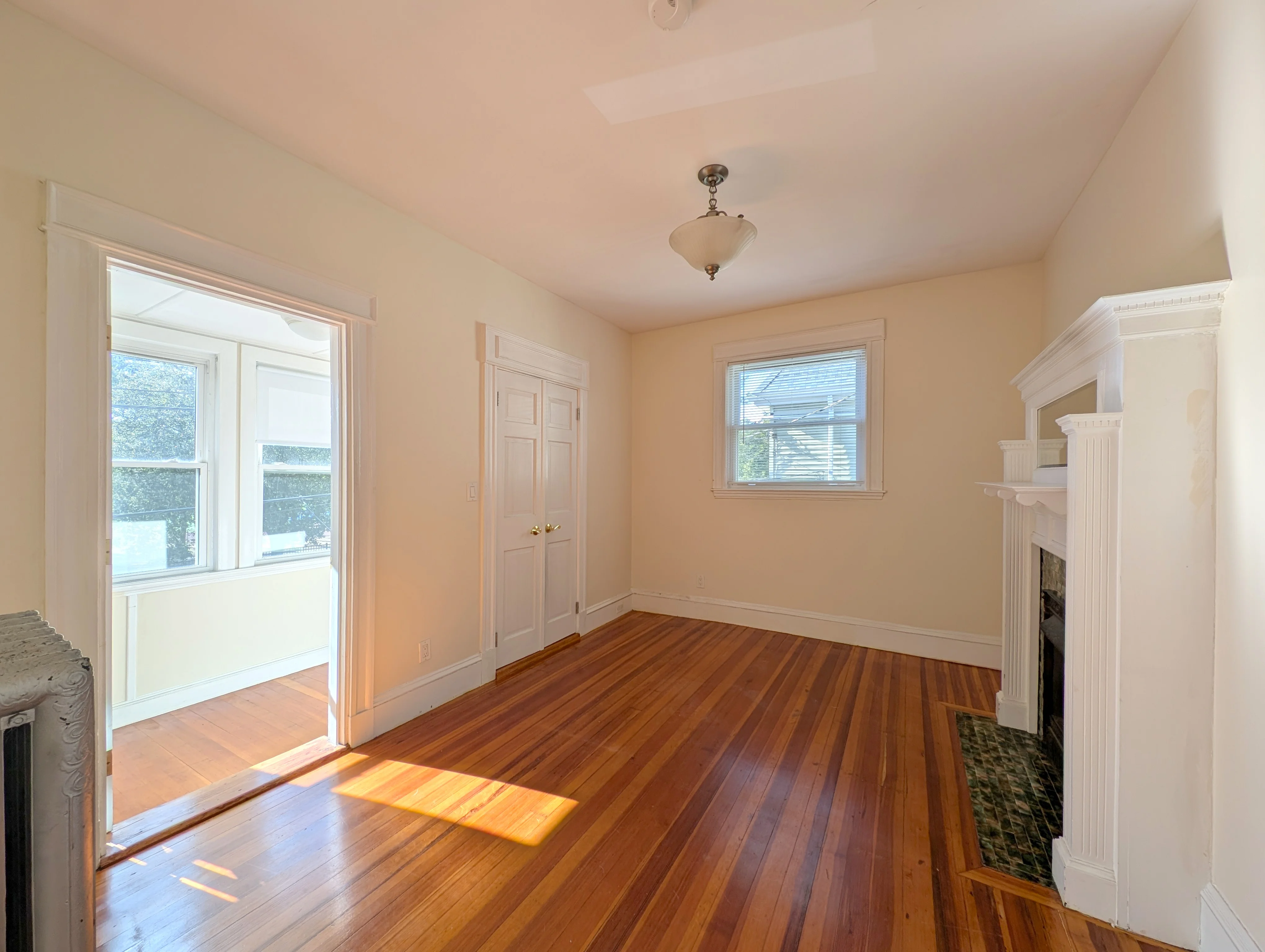 1.5 bed, 1 bath apartment for rent at 179 College Ave Unit 2nd Floor, Tufts — photo 11 of 16
