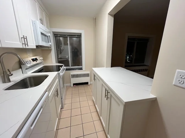 2 bed, 1 bath apartment for rent at 179 Elm St Unit 101, Davis Square — photo 13 of 13