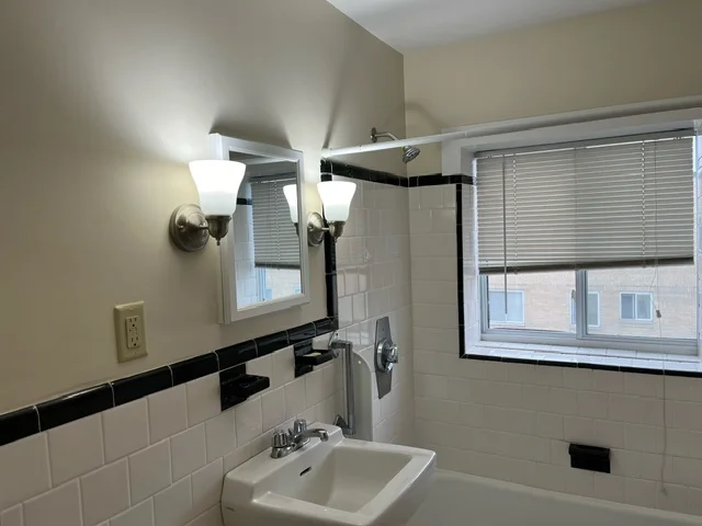 2 bed, 1 bath apartment for rent at 179 Elm St Unit 101, Davis Square — photo 4 of 13