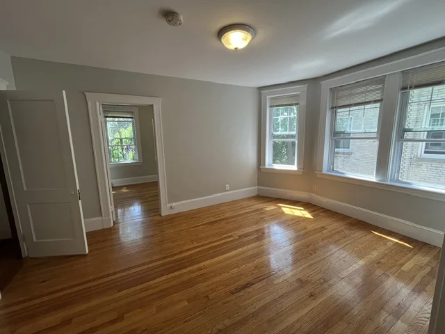 1 bed, 1 bath apartment for rent at 179 Elm St Unit 201, Davis Square — photo 2 of 4