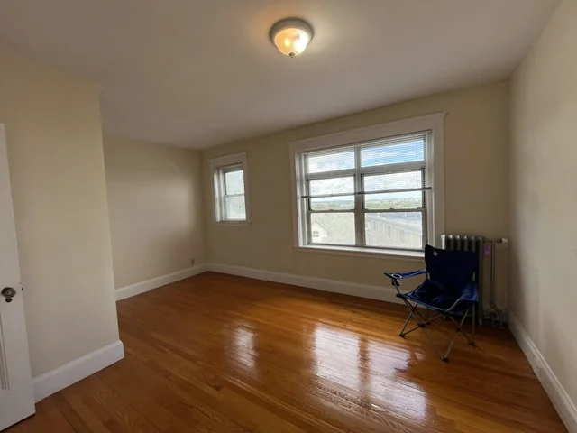 1 bed, 1 bath apartment for rent at 179 Elm St Unit 202, Davis Square — photo 2 of 13