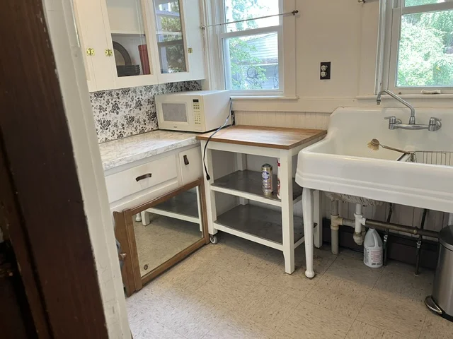 1 bed, 1 bath apartment for rent at 179 Elm St Unit 203, Davis Square — photo 6 of 10