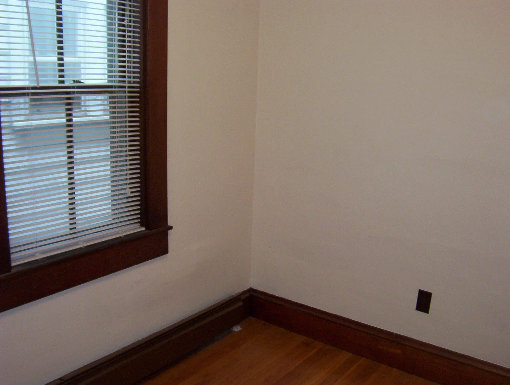 1 bed, 1 bath apartment for rent at 179 Elm St Unit 203, Davis Square — photo 9 of 10