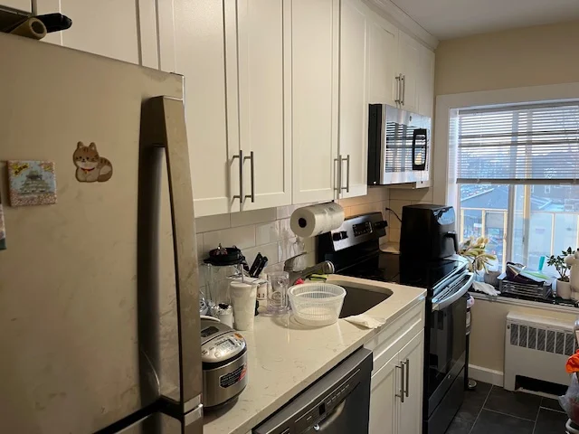 Studio bed, 1 bath apartment for rent at 179 Elm St Unit 301, Davis Square — photo 4 of 7