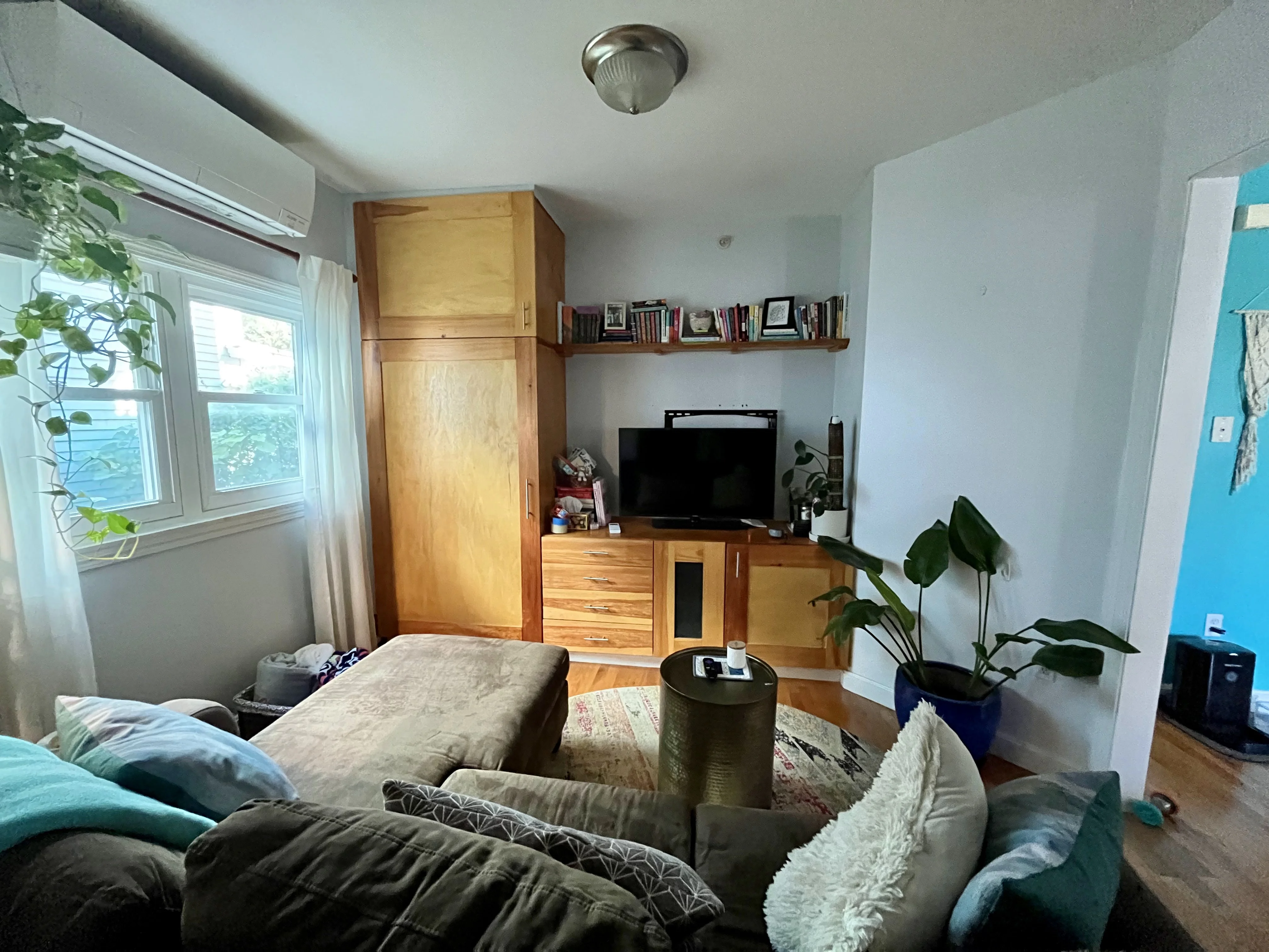 1 bed, 1 bath apartment for rent at 179 Elm St Unit 302, Davis Square — photo 5 of 13