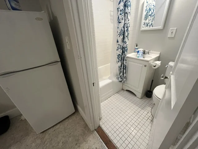 Studio bed, 1 bath apartment for rent at 179 Elm St Unit 303, Davis Square — photo 4 of 4