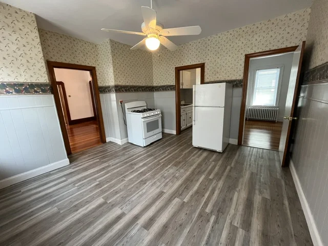 1 bed, 1 bath apartment for rent at 179 Elm St Unit 401, Davis Square — photo 6 of 19
