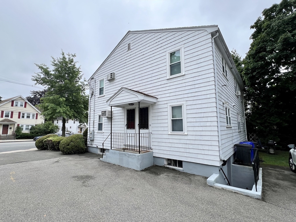 2 bed, 1 bath apartment for rent at 179 Faneuil St Unit N/A, Brighton — photo 16 of 17