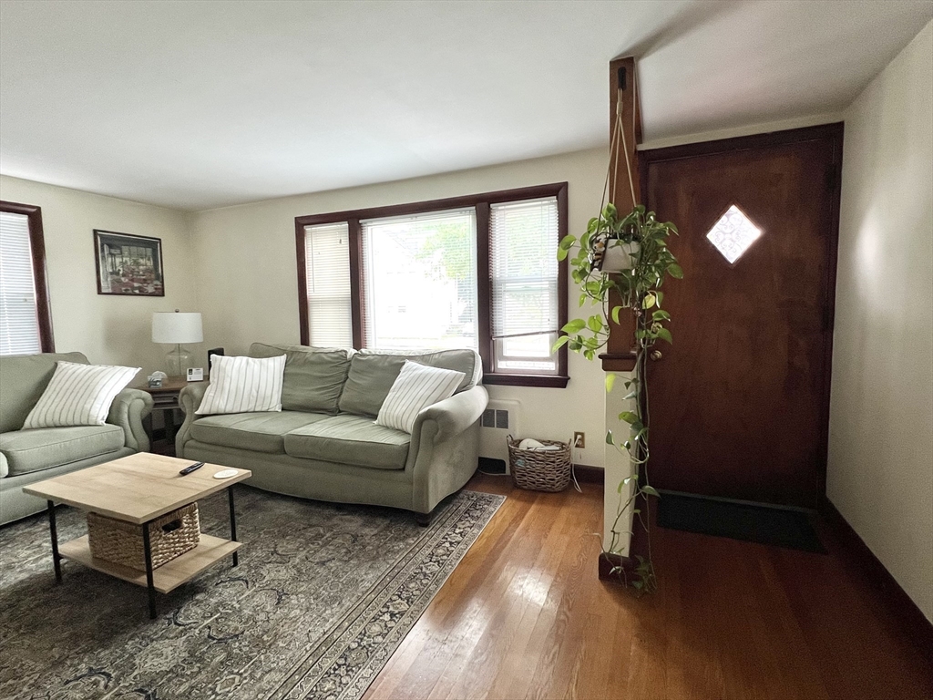 2 bed, 1 bath apartment for rent at 179 Faneuil St Unit N/A, Brighton — photo 5 of 17