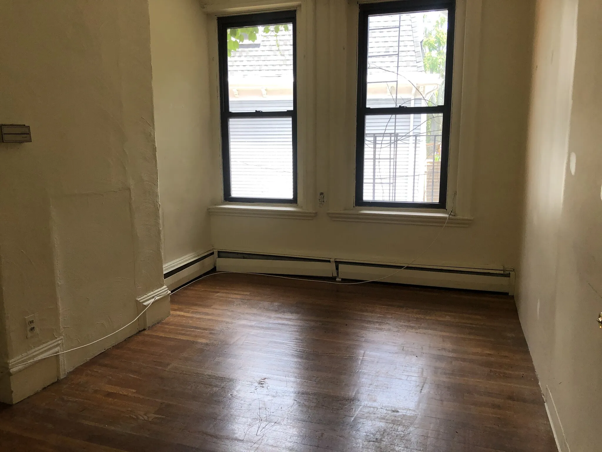 1.5 bed, 1 bath apartment for rent at 179 Harvard St Unit 179.5 - 2, The Port — photo 6 of 11