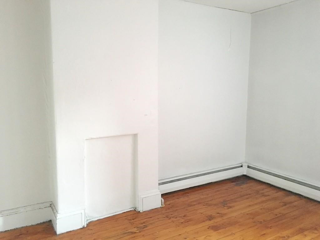 3 bed, 1 bath apartment for rent at 179 Harvard St Unit 3, Central Square