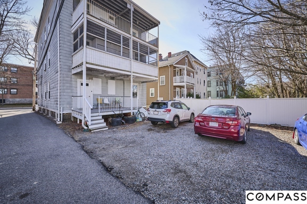 3 bed, 1 bath apartment for rent at 179 High Unit 2, Brookline Hills — photo 15 of 17