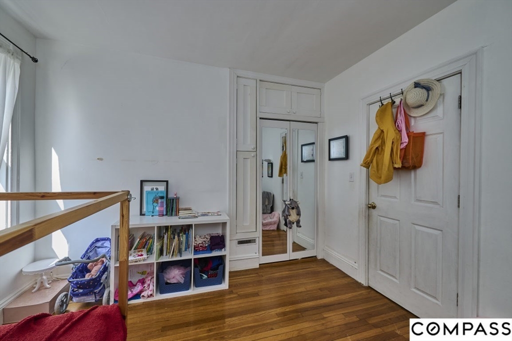 3 bed, 1 bath apartment for rent at 179 High Unit 2, Brookline Hills — photo 11 of 17