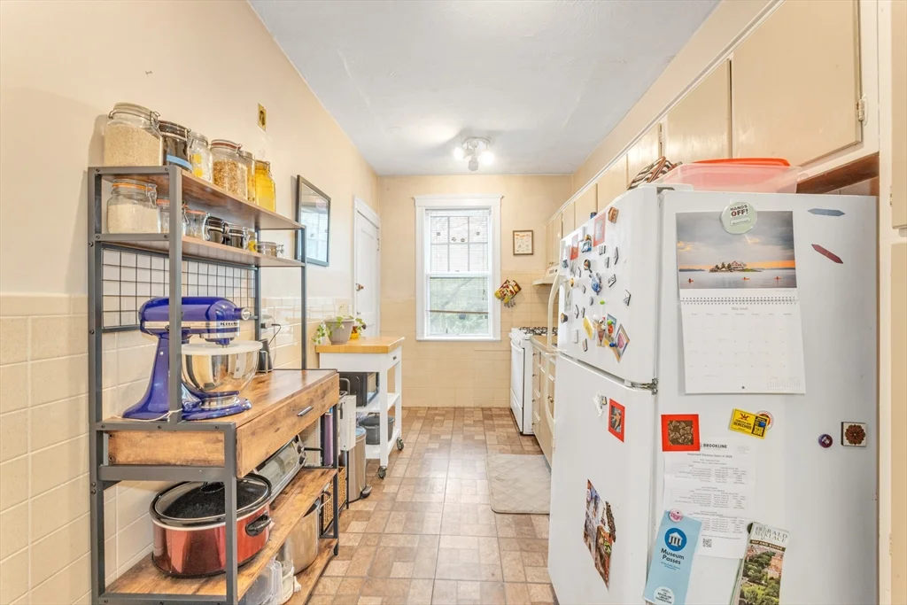 2 bed, 1 bath apartment for rent at 179 Kent Unit 2, Longwood — photo 12 of 14