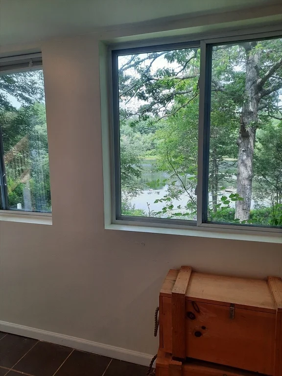 2 bed, 1 bath apartment for rent at 179 Little Sandy Pond Rd Unit 179, Plymouth — photo 8 of 11
